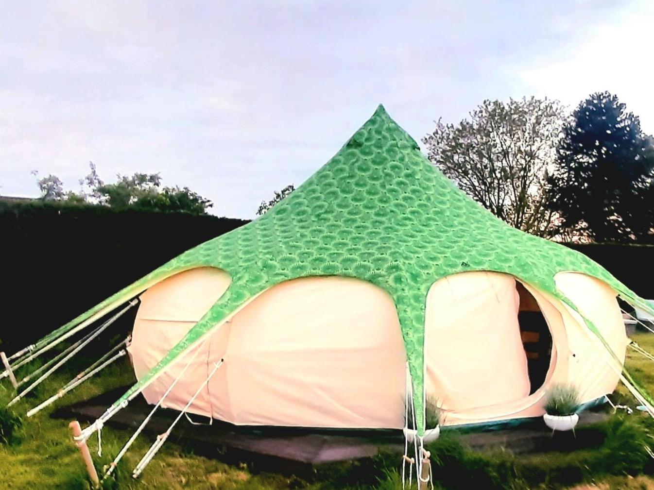 Wild Retreat Hotel Cawston Bagian luar foto